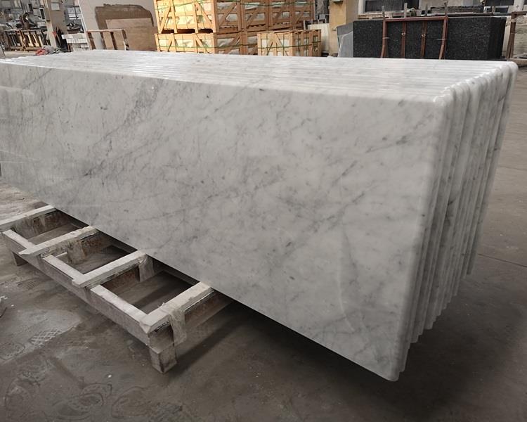 Carrara White Marble Keittiötaso 1